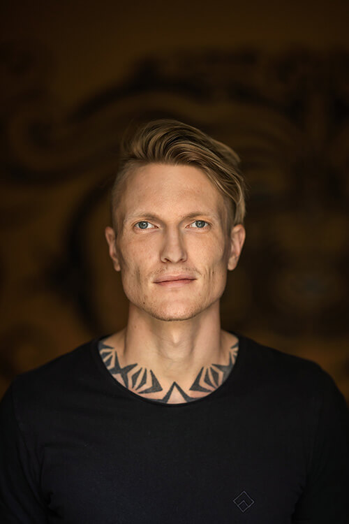 Martynas Shnioka Tattoo Artist